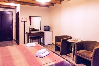 Guesthouse Sinoi Витина Екстериор снимка